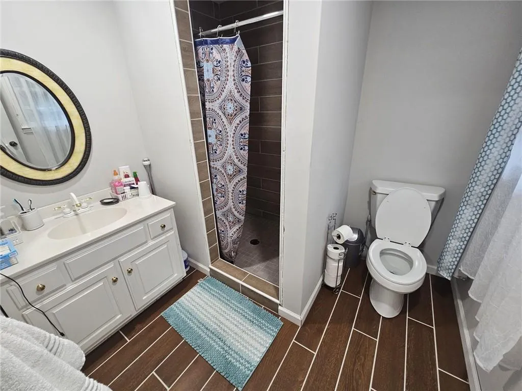 Georgia 30342, ,3 BathroomsBathrooms,Residential,For Sale,7626040