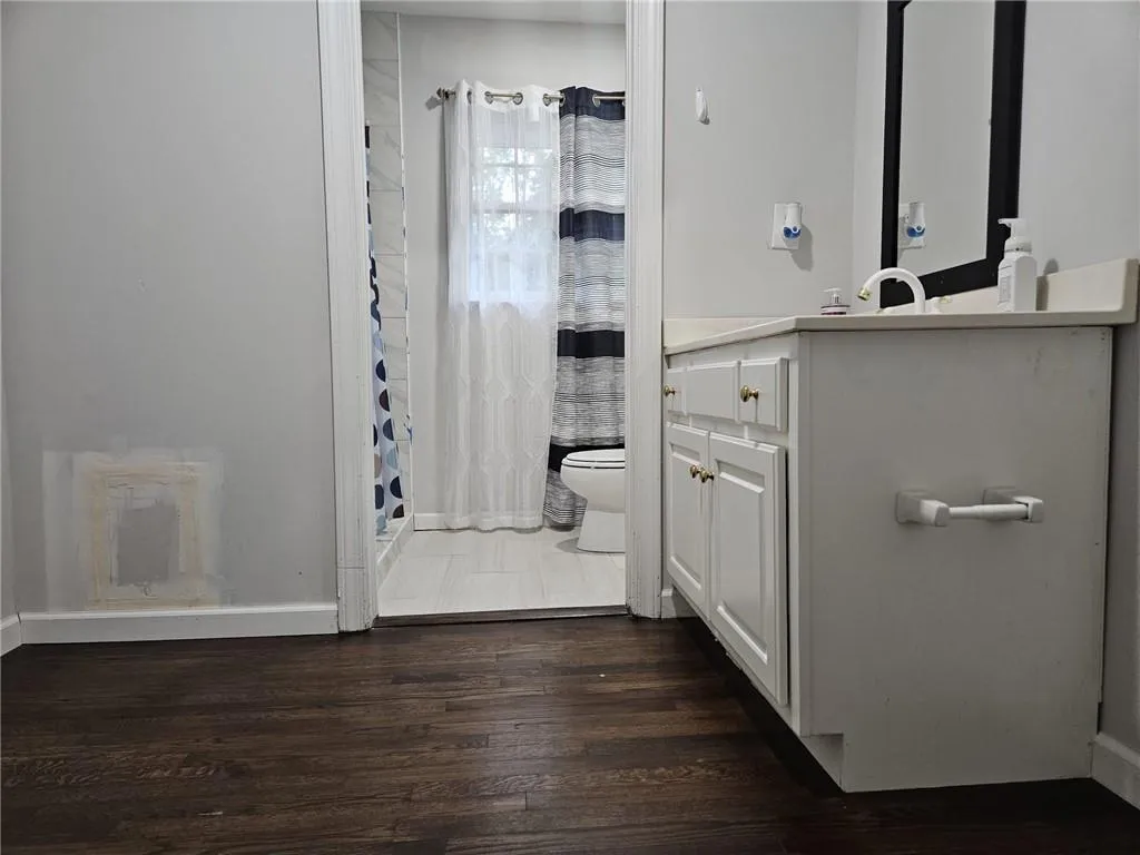 Georgia 30342, ,3 BathroomsBathrooms,Residential,For Sale,7626040