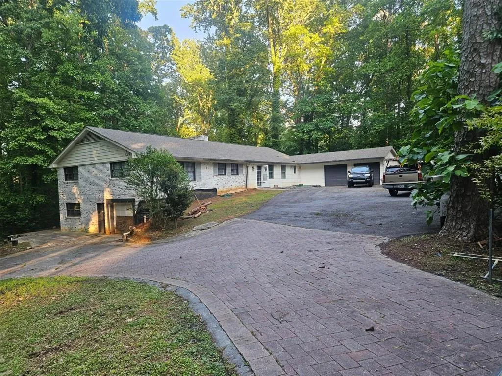 Georgia 30342, ,3 BathroomsBathrooms,Residential,For Sale,7626040