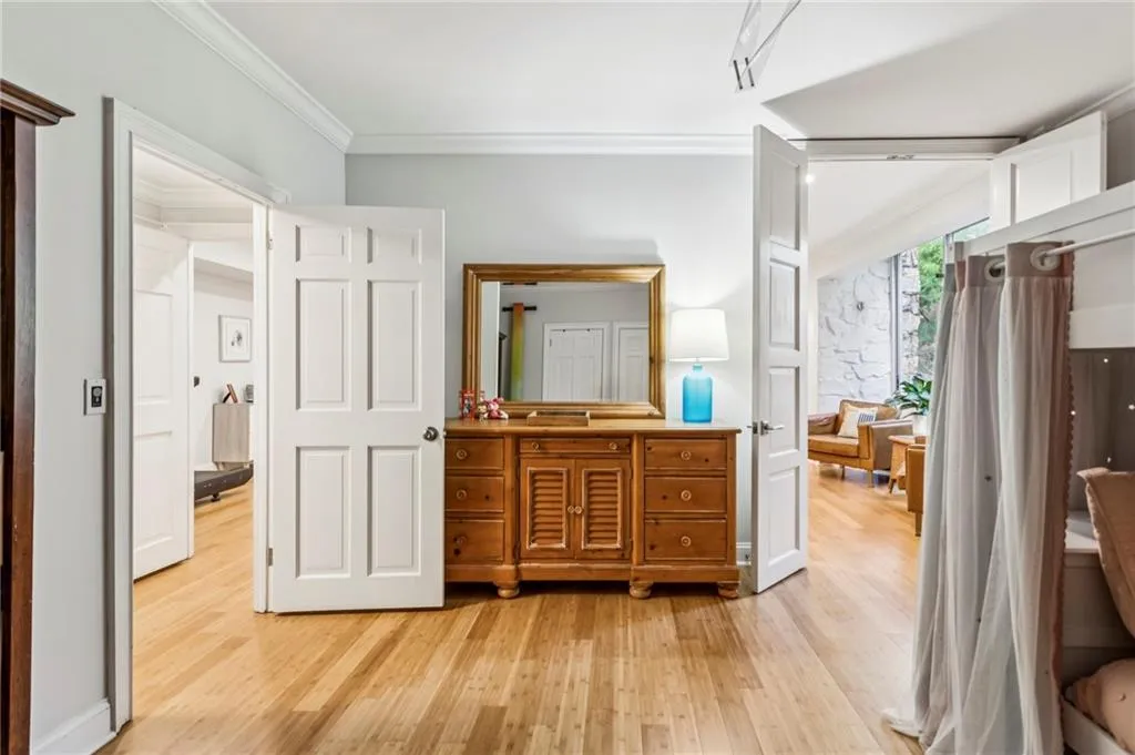 2632 Peachtree Road Nw Unit 402b, Atlanta, Georgia 30305, 2 Bedrooms Bedrooms, 0 ,2 BathroomsBathrooms,Residential,For Sale,2632 Peachtree Road Nw Unit 402b,7702795