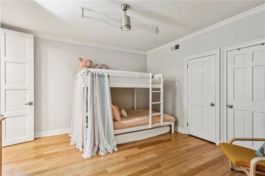 2632 Peachtree Road Nw Unit 402b, Atlanta, Georgia 30305, 2 Bedrooms Bedrooms, 0 ,2 BathroomsBathrooms,Residential,For Sale,2632 Peachtree Road Nw Unit 402b,7702795