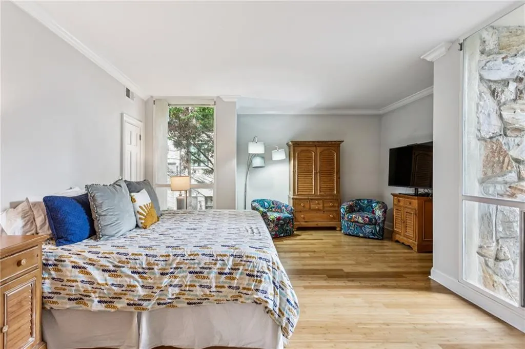 So much extra room in this primary suite
