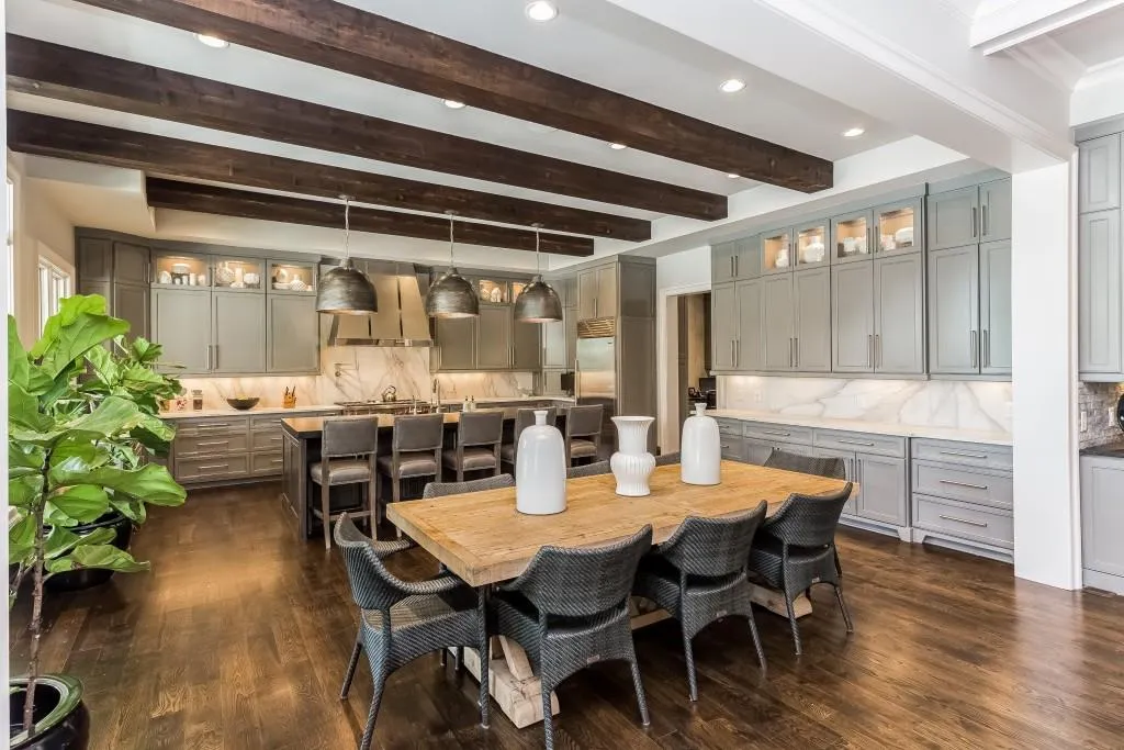 6296 Vernon Woods Drive, Sandy Springs, Georgia 30328, 5 Bedrooms Bedrooms, ,4 BathroomsBathrooms,Residential,Sold,6296 Vernon Woods Drive,5813947