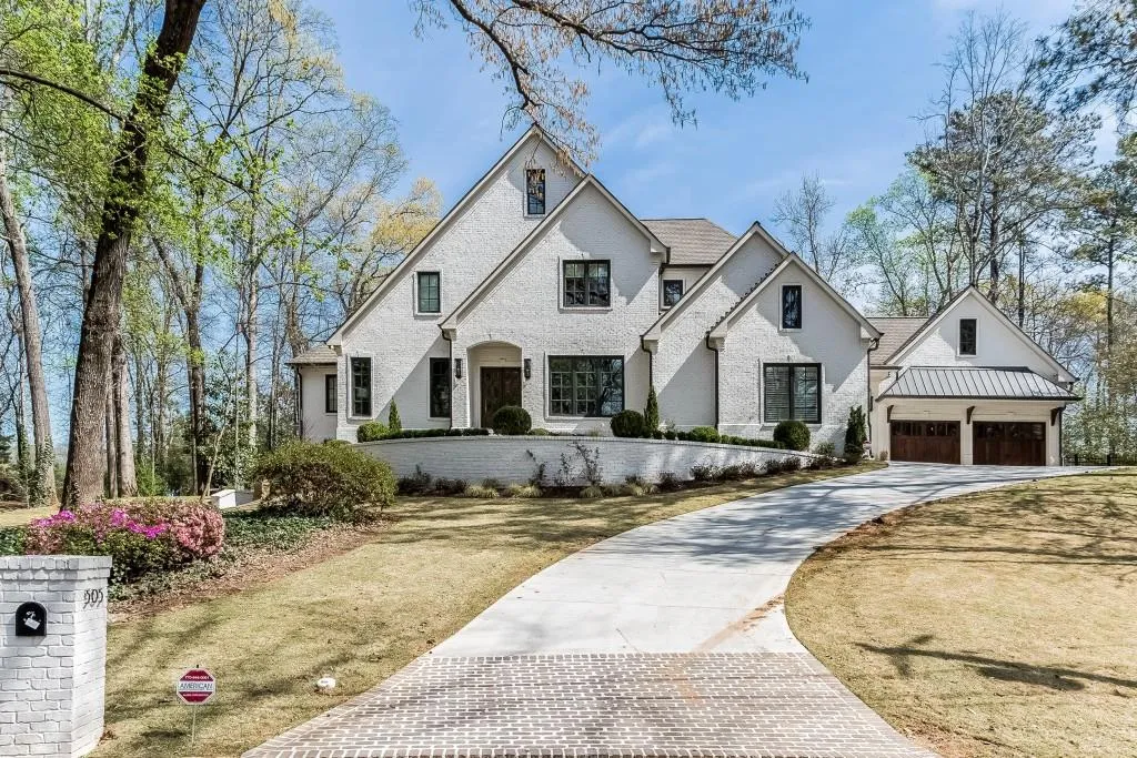 6296 Vernon Woods Drive, Sandy Springs, Georgia 30328, 5 Bedrooms Bedrooms, ,4 BathroomsBathrooms,Residential,Sold,6296 Vernon Woods Drive,5813947