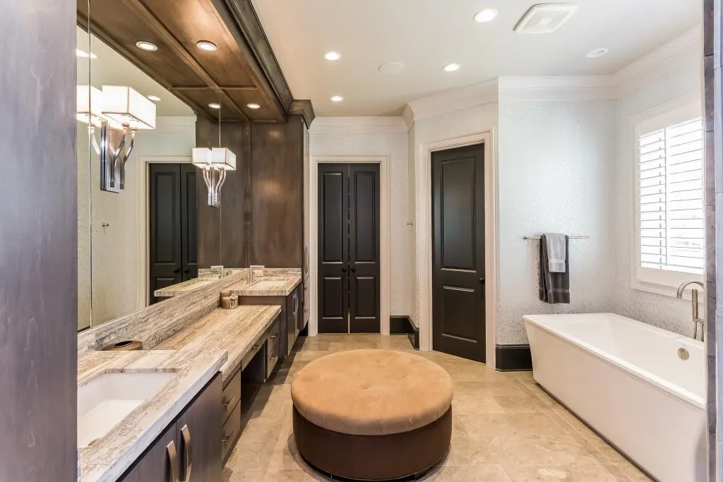 6296 Vernon Woods Drive, Sandy Springs, Georgia 30328, 5 Bedrooms Bedrooms, ,4 BathroomsBathrooms,Residential,Sold,6296 Vernon Woods Drive,5813947