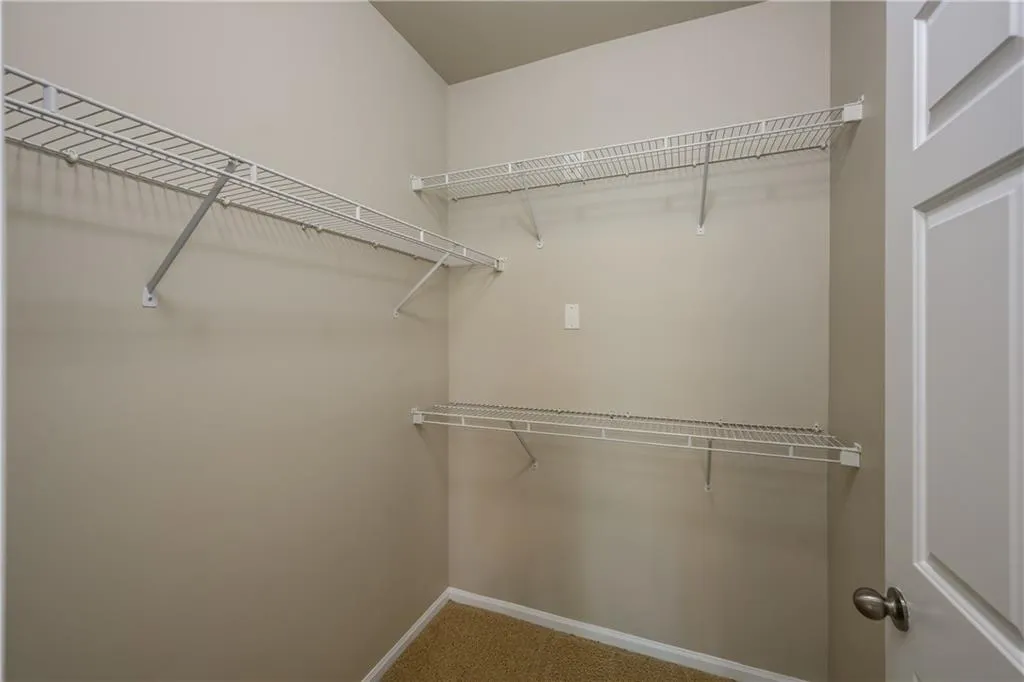 5641 Roswell Road Unit 310, Sandy Springs, Georgia 30342, 1 Bedroom Bedrooms, ,1 BathroomBathrooms,Residential,Sold,5641 Roswell Road Unit 310,6777736