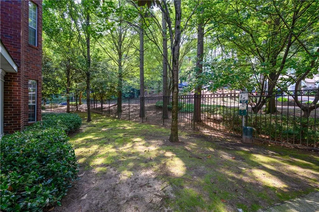 5641 Roswell Road Unit 310, Sandy Springs, Georgia 30342, 1 Bedroom Bedrooms, ,1 BathroomBathrooms,Residential,Sold,5641 Roswell Road Unit 310,6777736