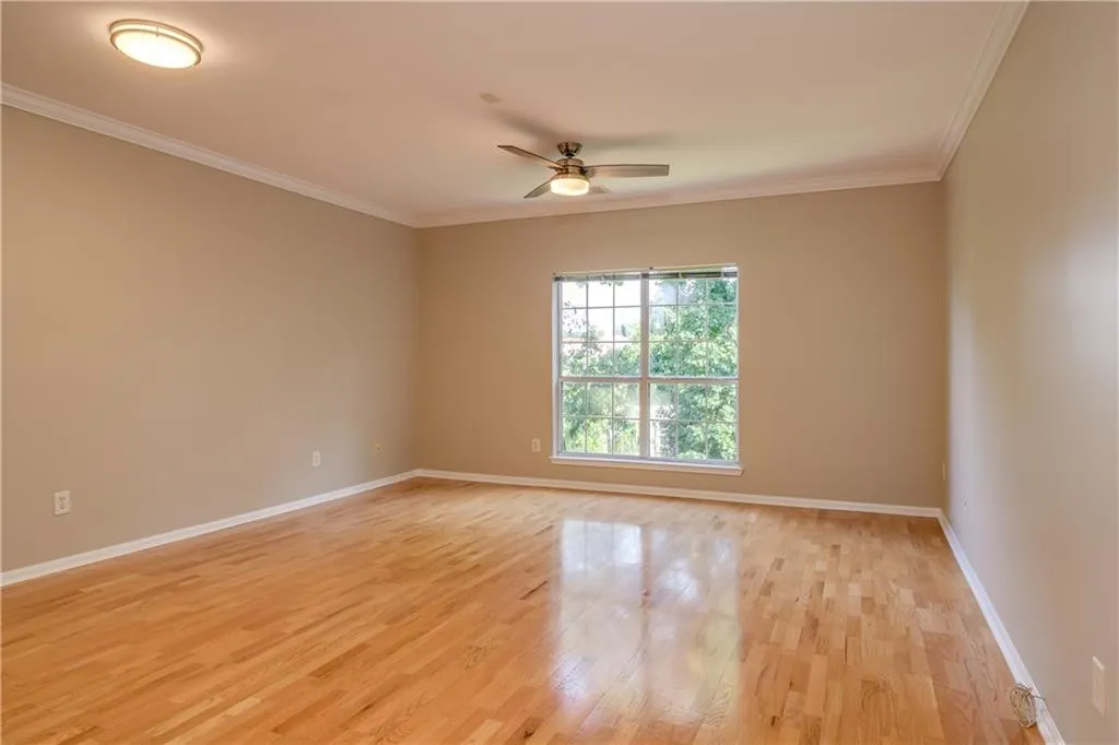 5641 Roswell Road Unit 310, Sandy Springs, Georgia 30342, 1 Bedroom Bedrooms, ,1 BathroomBathrooms,Residential,Sold,5641 Roswell Road Unit 310,6777736
