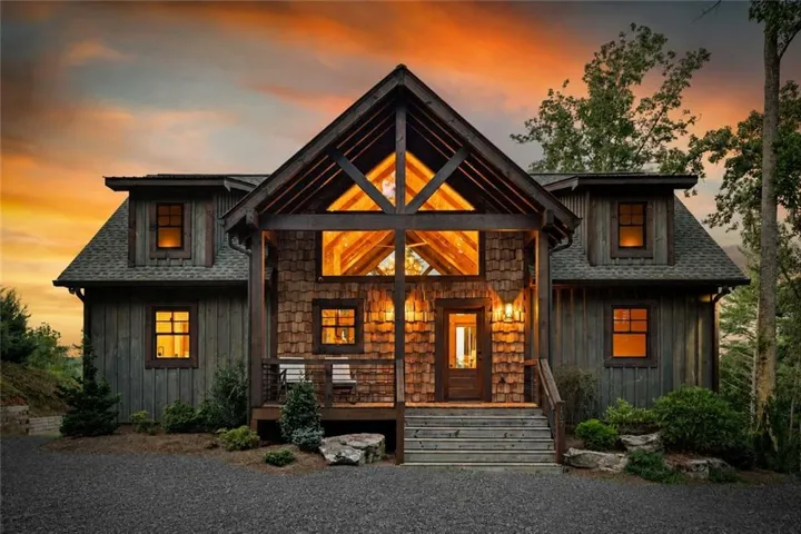 107 Fish Tale Cove, Ellijay, Georgia 30540