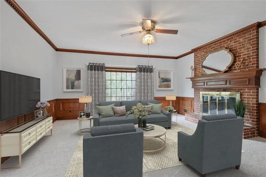 6050 River Chase Circle, Atlanta, Georgia 30328, 4 Bedrooms Bedrooms, ,3 BathroomsBathrooms,Residential,Sold,6050 River Chase Circle,6917603