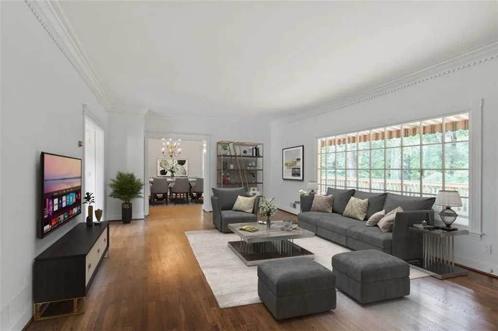 6050 River Chase Circle, Atlanta, Georgia 30328, 4 Bedrooms Bedrooms, ,3 BathroomsBathrooms,Residential,Sold,6050 River Chase Circle,6917603