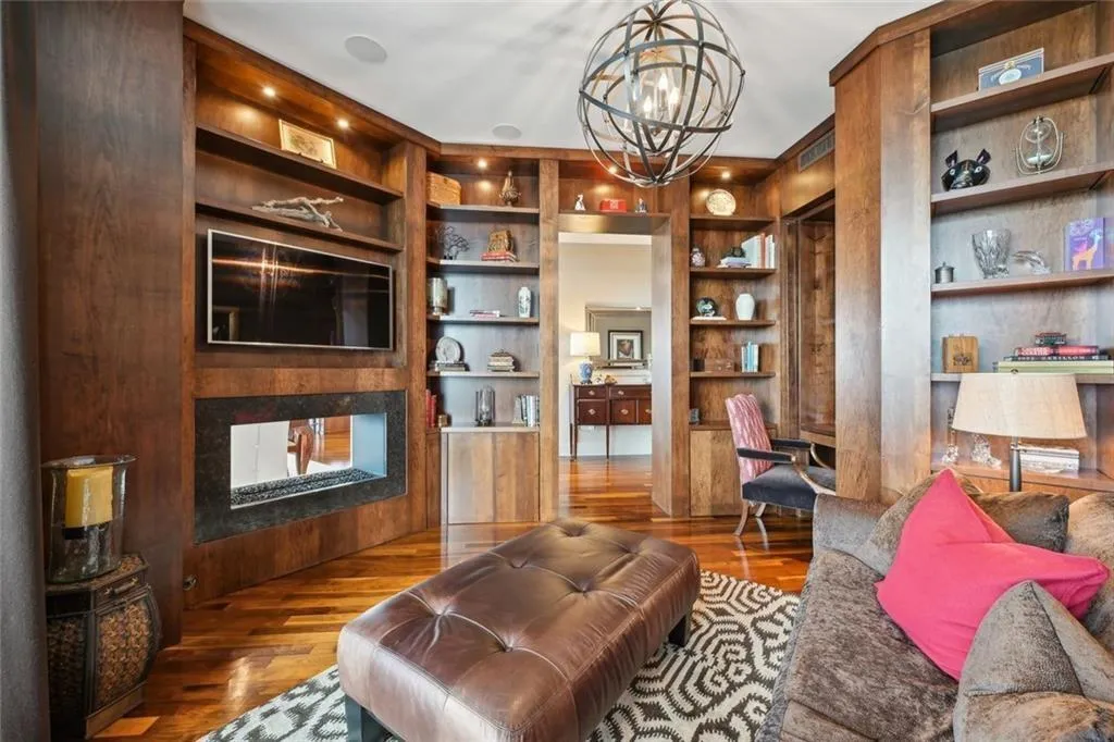 3344 Peachtree Road Ne Unit 4102, Atlanta, Georgia 30326, 3 Bedrooms Bedrooms, 0 ,3 BathroomsBathrooms,Residential,For Sale,3344 Peachtree Road Ne Unit 4102,7841327
