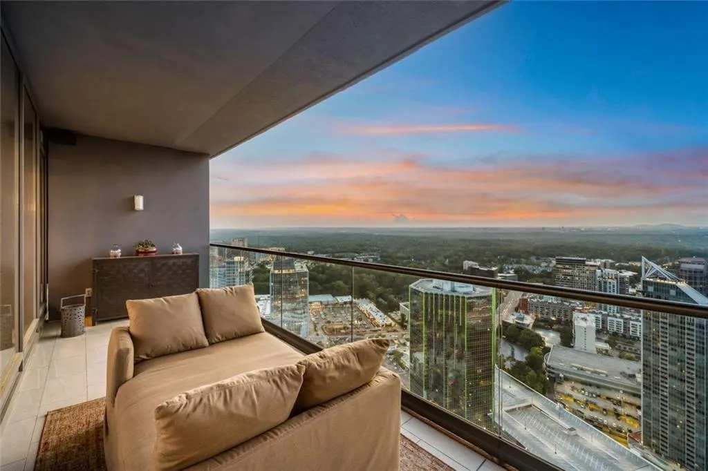 3344 Peachtree Road Ne Unit 4102, Atlanta, Georgia 30326, 3 Bedrooms Bedrooms, 0 ,3 BathroomsBathrooms,Residential,For Sale,3344 Peachtree Road Ne Unit 4102,7841327