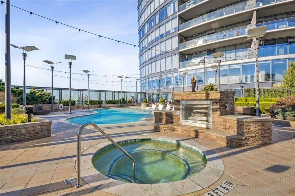 3344 Peachtree Road Ne Unit 4102, Atlanta, Georgia 30326, 3 Bedrooms Bedrooms, 0 ,3 BathroomsBathrooms,Residential,For Sale,3344 Peachtree Road Ne Unit 4102,7841327
