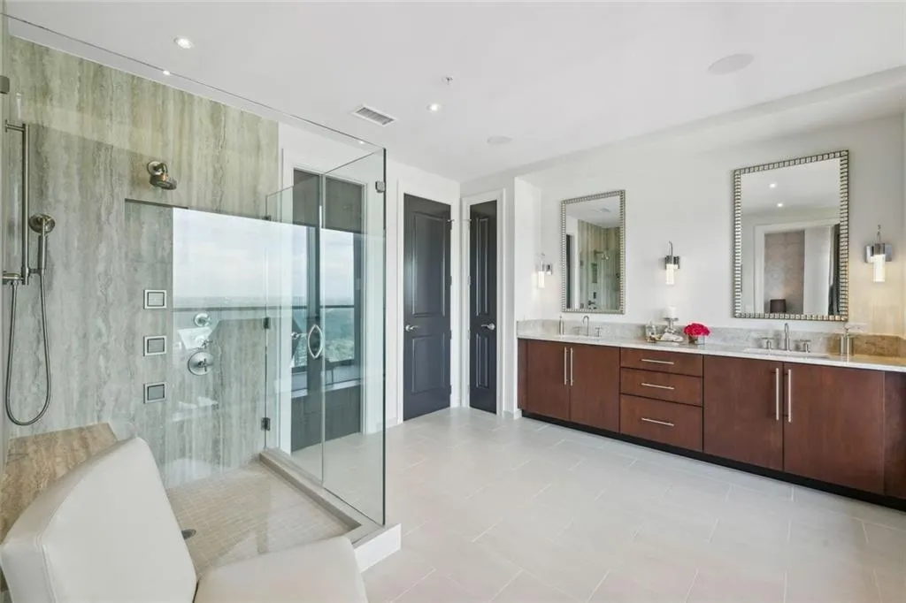 3344 Peachtree Road Ne Unit 4102, Atlanta, Georgia 30326, 3 Bedrooms Bedrooms, 0 ,3 BathroomsBathrooms,Residential,For Sale,3344 Peachtree Road Ne Unit 4102,7841327