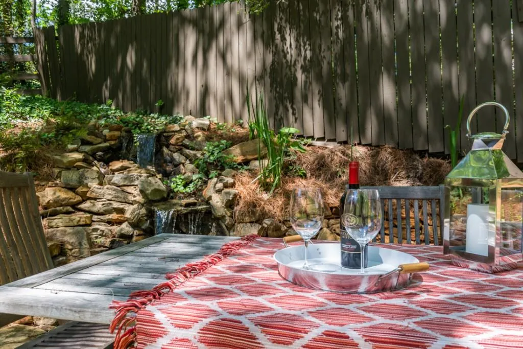 110 River North Drive, Sandy Springs, Georgia 30328, 4 Bedrooms Bedrooms, ,4 BathroomsBathrooms,Residential,Sold,110 River North Drive,5840780