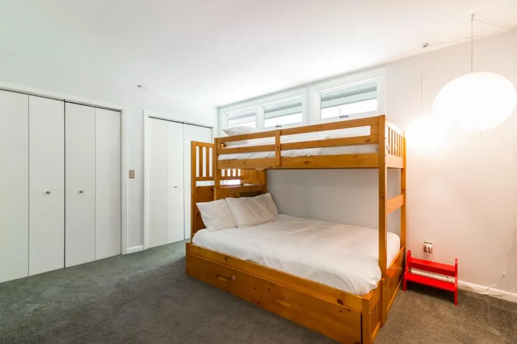 110 River North Drive, Sandy Springs, Georgia 30328, 4 Bedrooms Bedrooms, ,4 BathroomsBathrooms,Residential,Sold,110 River North Drive,5840780