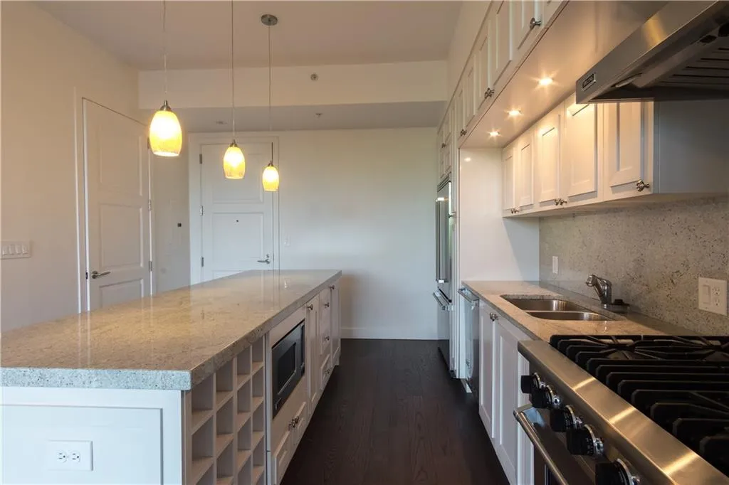1820 Peachtree Street Nw Unit 506, Atlanta, Georgia 30309, 2 Bedrooms Bedrooms, ,2 BathroomsBathrooms,Residential,Sold,1820 Peachtree Street Nw Unit 506,5678007