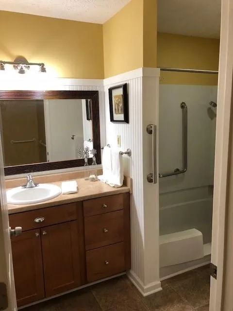 475 Mount Vernon Highway Ne Unit A208, Atlanta, Georgia 30328, 2 Bedrooms Bedrooms, ,2 BathroomsBathrooms,Residential,Sold,475 Mount Vernon Highway Ne Unit A208,5978586