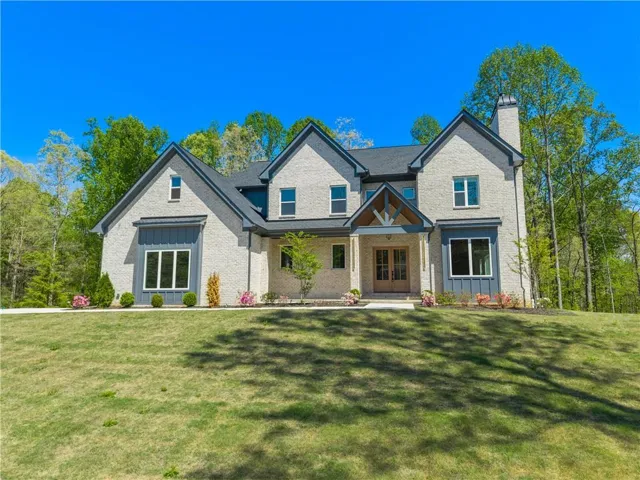 1136 Lexington Ridge Road, Hoschton, Georgia 30548