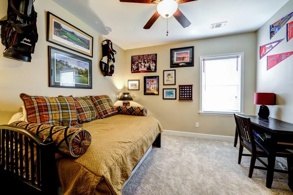 5570 High Point Road, Atlanta, Georgia 30342, 4 Bedrooms Bedrooms, ,3 BathroomsBathrooms,Residential,Sold,5570 High Point Road,5681082