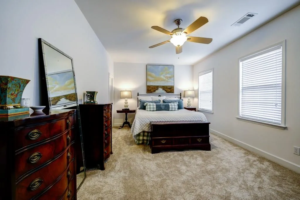 5570 High Point Road, Atlanta, Georgia 30342, 4 Bedrooms Bedrooms, ,3 BathroomsBathrooms,Residential,Sold,5570 High Point Road,5681082