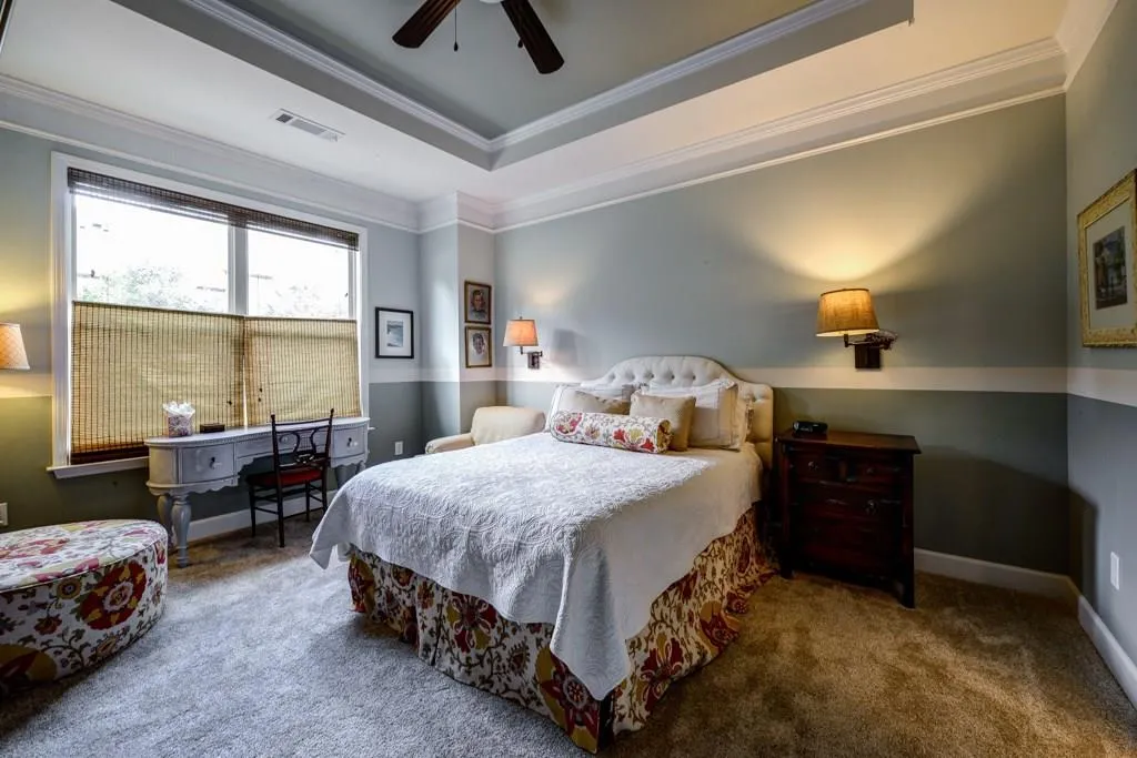 5570 High Point Road, Atlanta, Georgia 30342, 4 Bedrooms Bedrooms, ,3 BathroomsBathrooms,Residential,Sold,5570 High Point Road,5681082