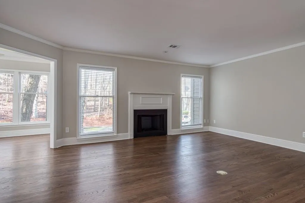 408 Bainbridge Drive, Sandy Springs, Georgia 30327, 2 Bedrooms Bedrooms, ,2 BathroomsBathrooms,Residential,Sold,408 Bainbridge Drive,6692995