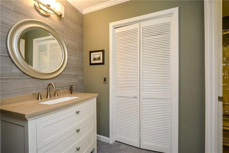 605 Abingdon Way, Sandy Springs, Georgia 30328, 2 Bedrooms Bedrooms, ,2 BathroomsBathrooms,Residential,Sold,605 Abingdon Way,6089878