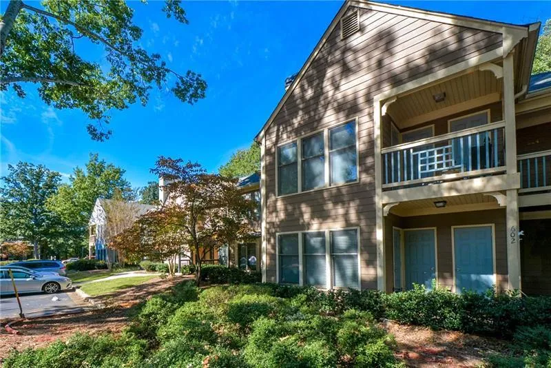 605 Abingdon Way, Sandy Springs, Georgia 30328, 2 Bedrooms Bedrooms, ,2 BathroomsBathrooms,Residential,Sold,605 Abingdon Way,6089878