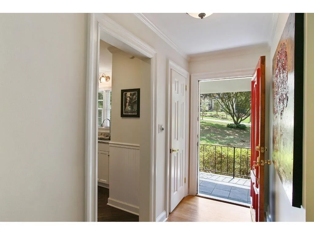 6046 Kayron Drive, Atlanta, Georgia 30328, 4 Bedrooms Bedrooms, ,3 BathroomsBathrooms,Residential,Sold,6046 Kayron Drive,5751971