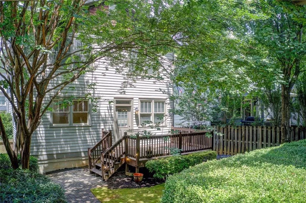 945 Longley Avenue Nw, Atlanta, Georgia 30318, 4 Bedrooms Bedrooms, ,2 BathroomsBathrooms,Residential,For Sale,945 Longley Avenue Nw,7597507