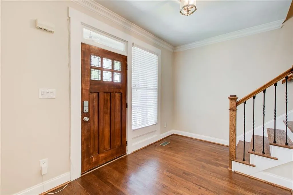 945 Longley Avenue Nw, Atlanta, Georgia 30318, 4 Bedrooms Bedrooms, ,2 BathroomsBathrooms,Residential,For Sale,945 Longley Avenue Nw,7597507