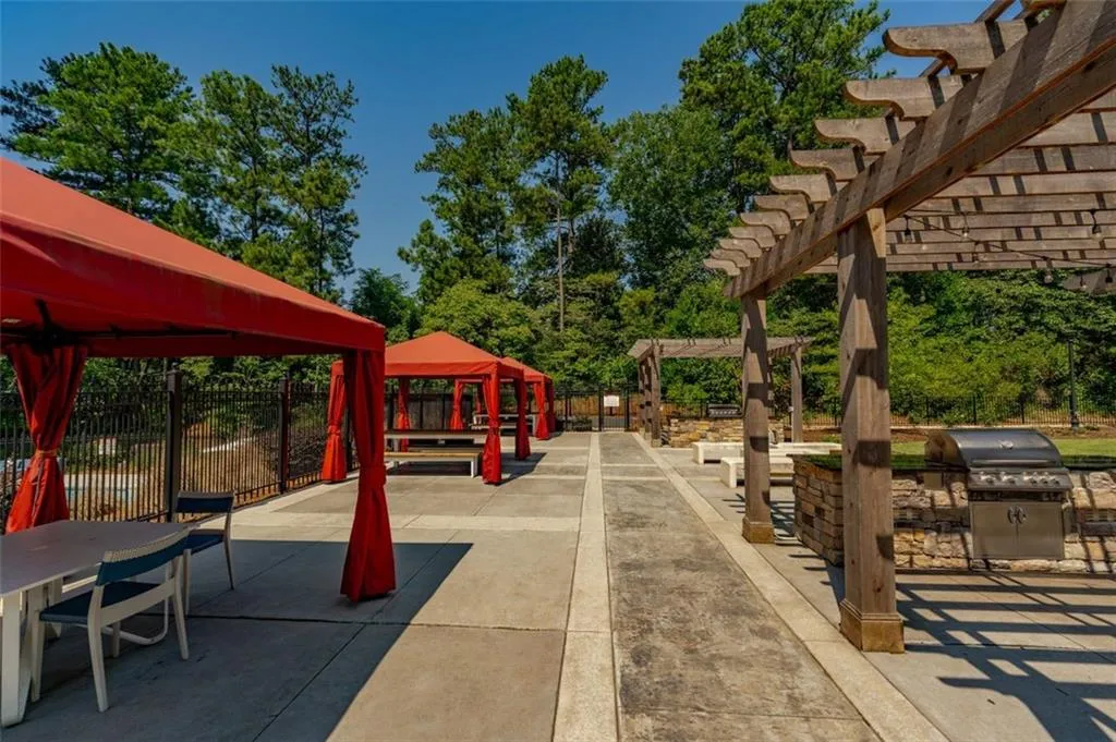 795 Hammond Drive Unit 1013, Atlanta, Georgia 30328, 2 Bedrooms Bedrooms, ,2 BathroomsBathrooms,Residential,Sold,795 Hammond Drive Unit 1013,7254320 795 Hammond Drive Unit 1013, Atlanta, Georgia 30328, 2 Bedrooms Bedrooms, ,2 BathroomsBathrooms,Residential,Sold,795 Hammond Drive Unit 1013,7254320