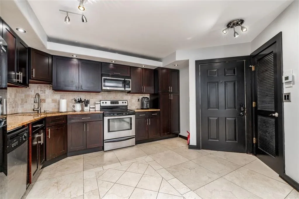 795 Hammond Drive Unit 1013, Atlanta, Georgia 30328, 2 Bedrooms Bedrooms, ,2 BathroomsBathrooms,Residential,Sold,795 Hammond Drive Unit 1013,7254320 795 Hammond Drive Unit 1013, Atlanta, Georgia 30328, 2 Bedrooms Bedrooms, ,2 BathroomsBathrooms,Residential,Sold,795 Hammond Drive Unit 1013,7254320