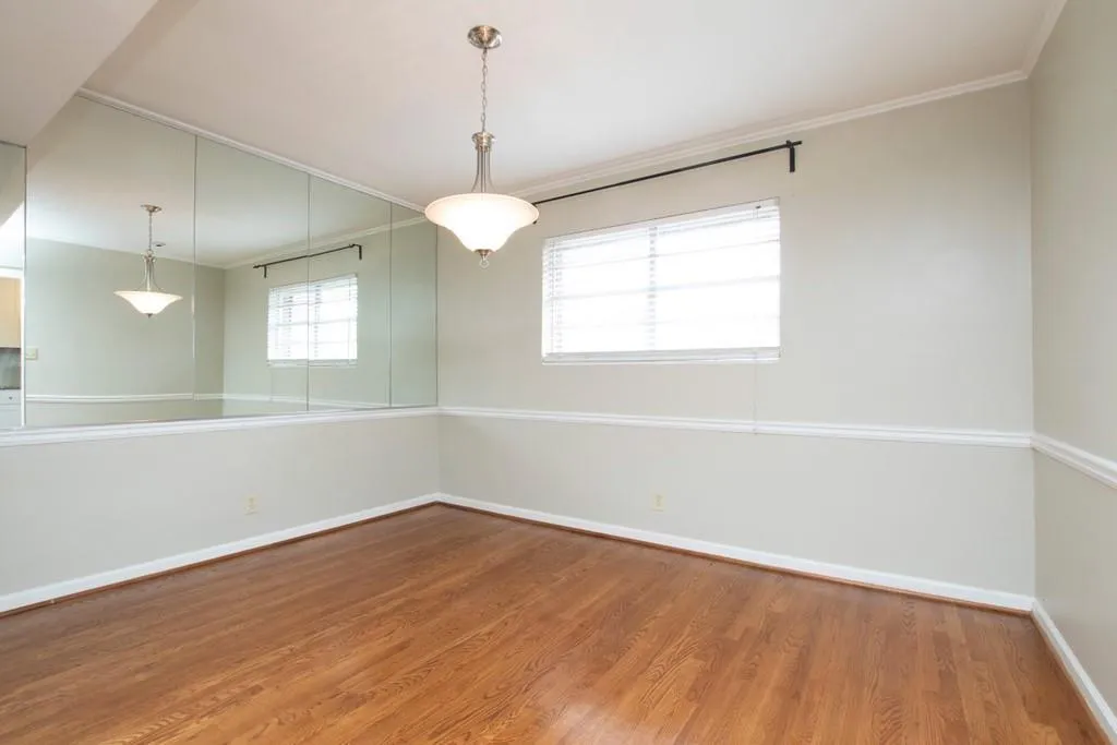 3660 Peachtree Road Ne Unit 4e, Atlanta, Georgia 30319, 2 Bedrooms Bedrooms, ,2 BathroomsBathrooms,Residential,For Sale,3660 Peachtree Road Ne Unit 4e,7664961