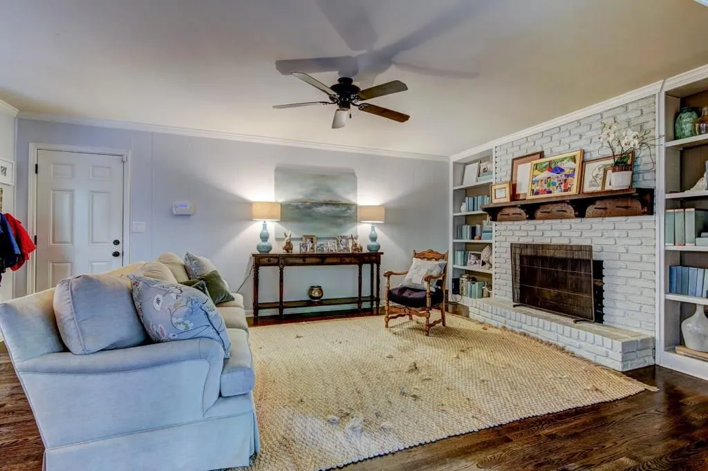 420 Heritage Way, Atlanta, Georgia 30328, 5 Bedrooms Bedrooms, ,3 BathroomsBathrooms,Residential,Sold,420 Heritage Way,6078785