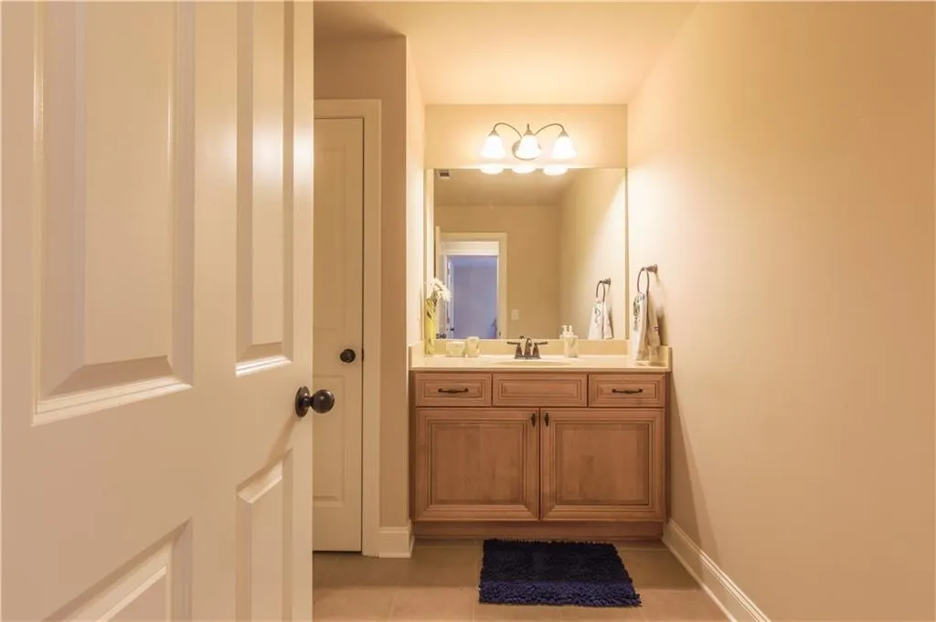 8055 Glisten Avenue, Sandy Springs, Georgia 30328, 3 Bedrooms Bedrooms, ,3 BathroomsBathrooms,Residential,Sold,8055 Glisten Avenue,6706915