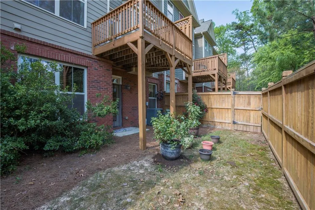 8055 Glisten Avenue, Sandy Springs, Georgia 30328, 3 Bedrooms Bedrooms, ,3 BathroomsBathrooms,Residential,Sold,8055 Glisten Avenue,6706915