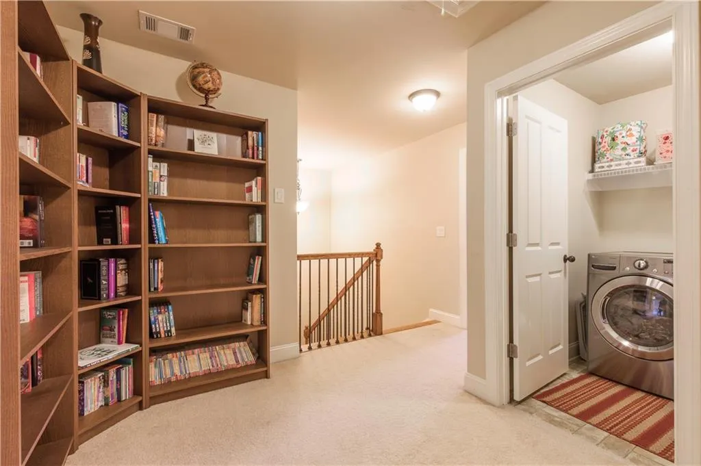 8055 Glisten Avenue, Sandy Springs, Georgia 30328, 3 Bedrooms Bedrooms, ,3 BathroomsBathrooms,Residential,Sold,8055 Glisten Avenue,6706915