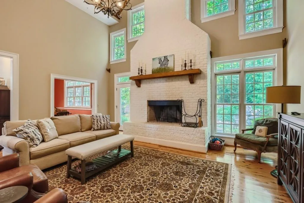 2035 River North Parkway, Atlanta, Georgia 30328, 5 Bedrooms Bedrooms, ,5 BathroomsBathrooms,Residential,Sold,2035 River North Parkway,7115367