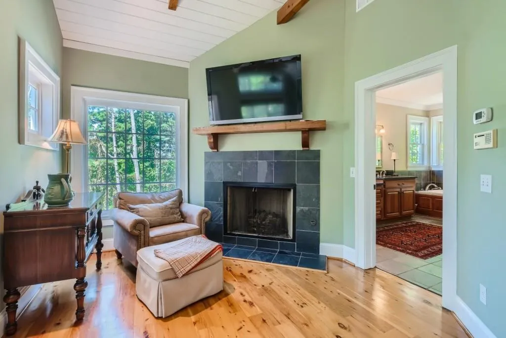 2035 River North Parkway, Atlanta, Georgia 30328, 5 Bedrooms Bedrooms, ,5 BathroomsBathrooms,Residential,Sold,2035 River North Parkway,7115367