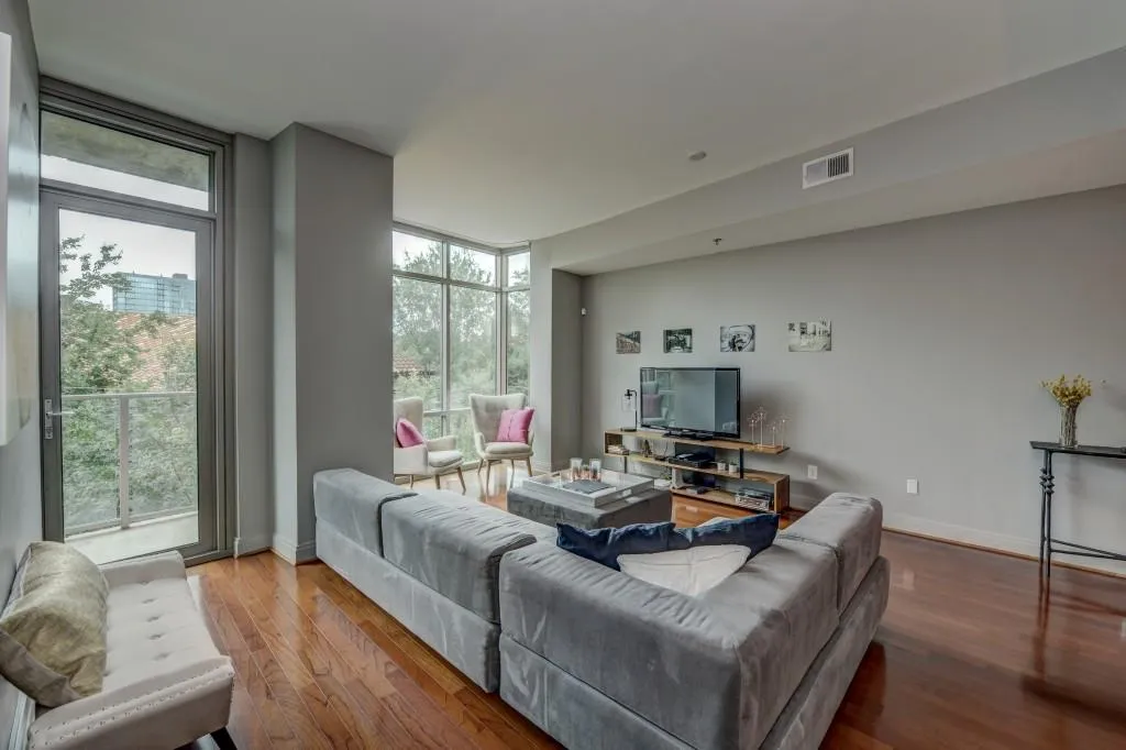 905 Juniper Street Ne Unit 316, Atlanta, Georgia 30309, 1 Bedroom Bedrooms, ,1 BathroomBathrooms,Residential,Sold,905 Juniper Street Ne Unit 316,5868358