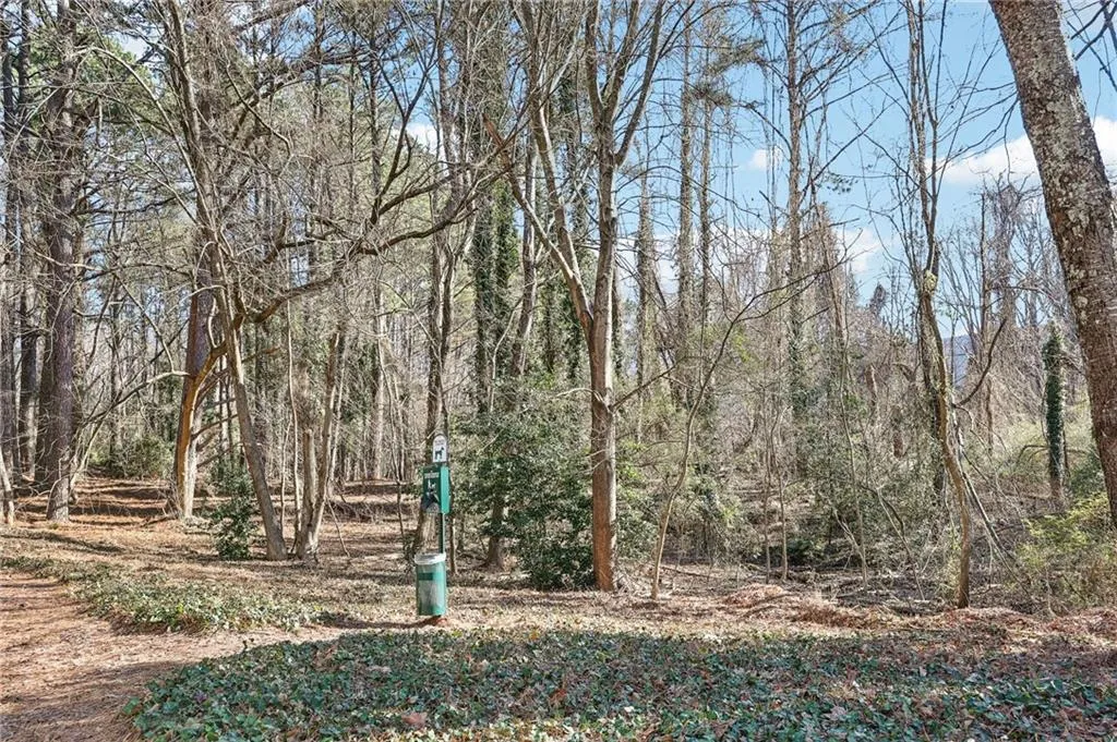 Walking trails with pet waste stations.