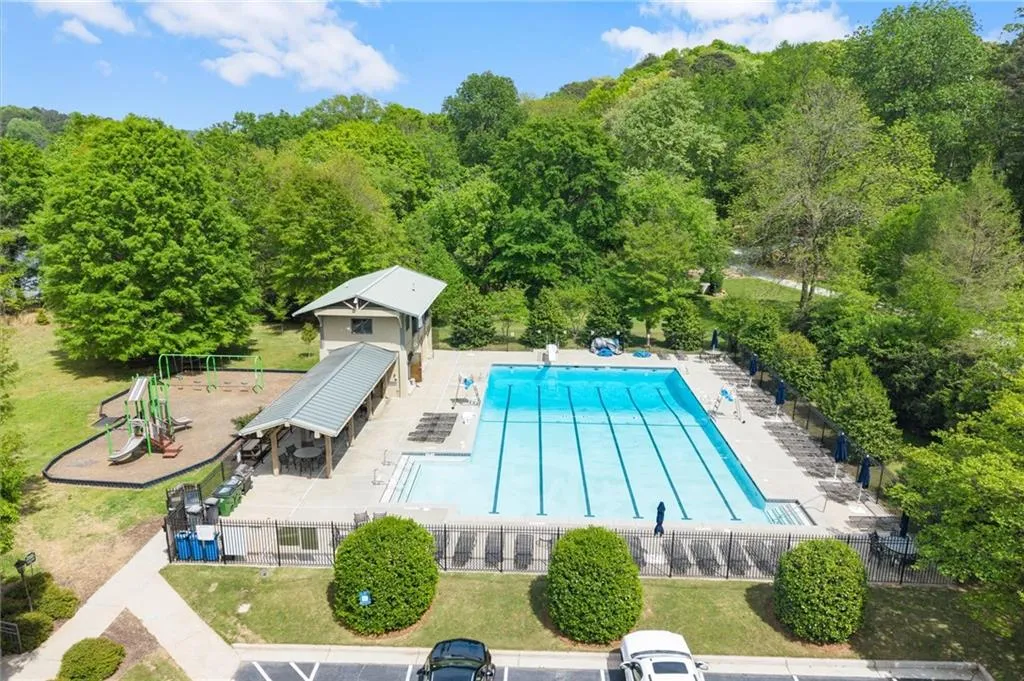 9335 Huntcliff Trace, Atlanta, Georgia 30350, 5 Bedrooms Bedrooms, ,5 BathroomsBathrooms,Residential,For Sale,9335 Huntcliff Trace,7744397