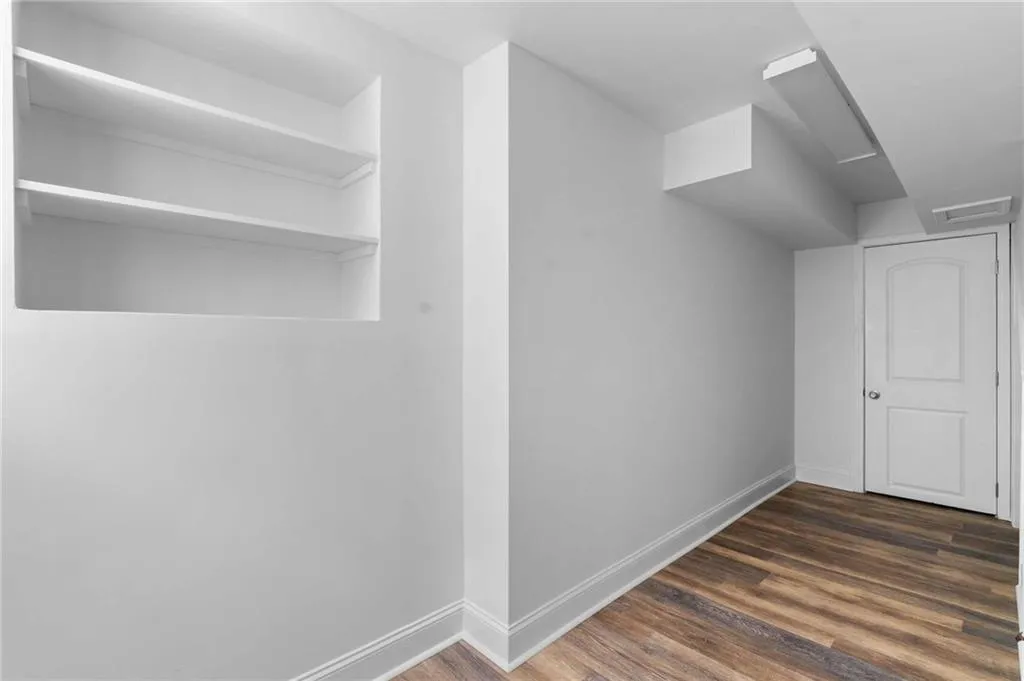 183 E Wesley Road Ne, Atlanta, Georgia 30305, 3 Bedrooms Bedrooms, 0 ,3 BathroomsBathrooms,Residential,For Sale,183 E Wesley Road Ne,7730943