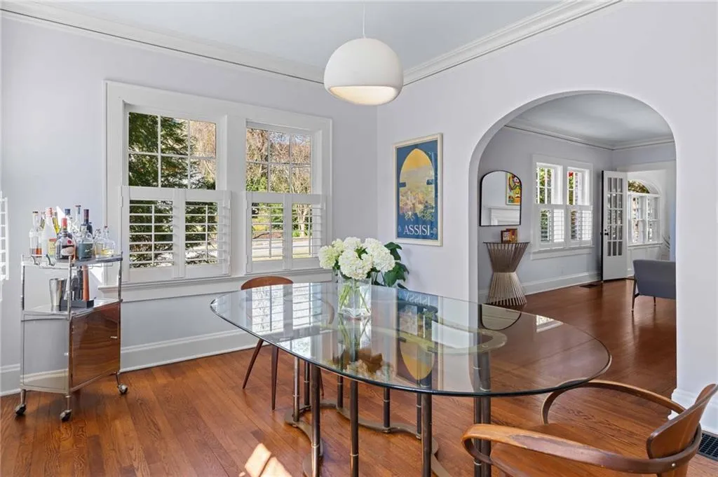 183 E Wesley Road Ne, Atlanta, Georgia 30305, 3 Bedrooms Bedrooms, 0 ,3 BathroomsBathrooms,Residential,For Sale,183 E Wesley Road Ne,7730943