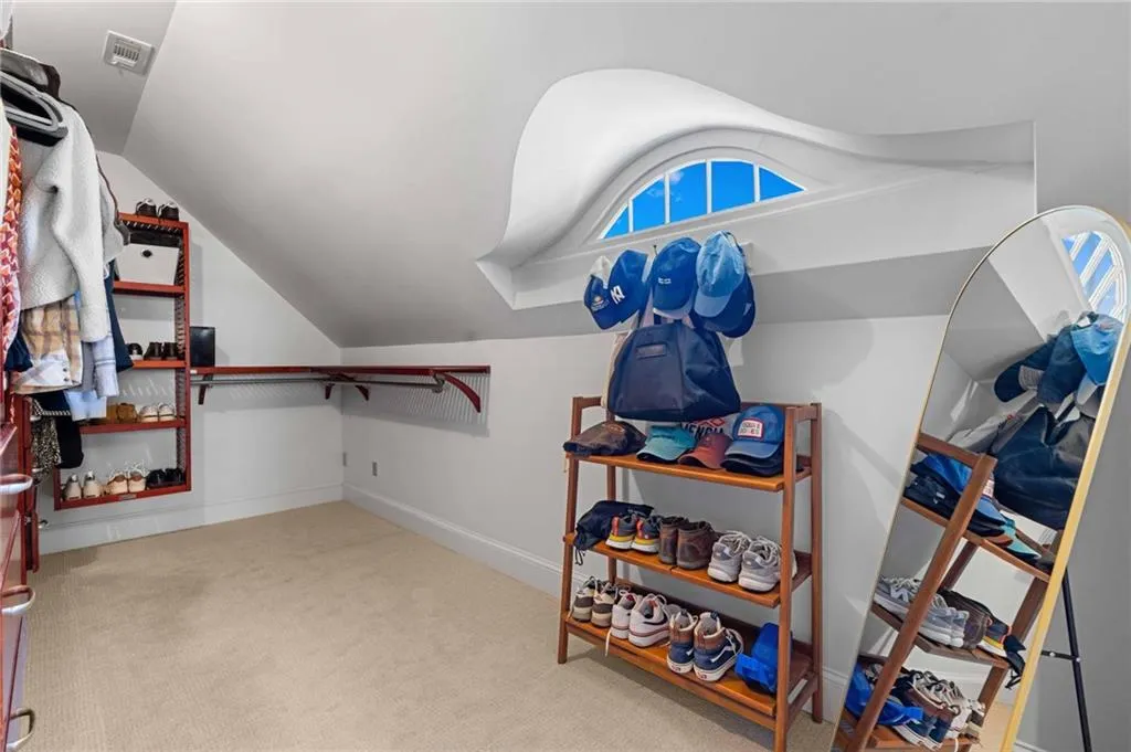 183 E Wesley Road Ne, Atlanta, Georgia 30305, 3 Bedrooms Bedrooms, 0 ,3 BathroomsBathrooms,Residential,For Sale,183 E Wesley Road Ne,7730943