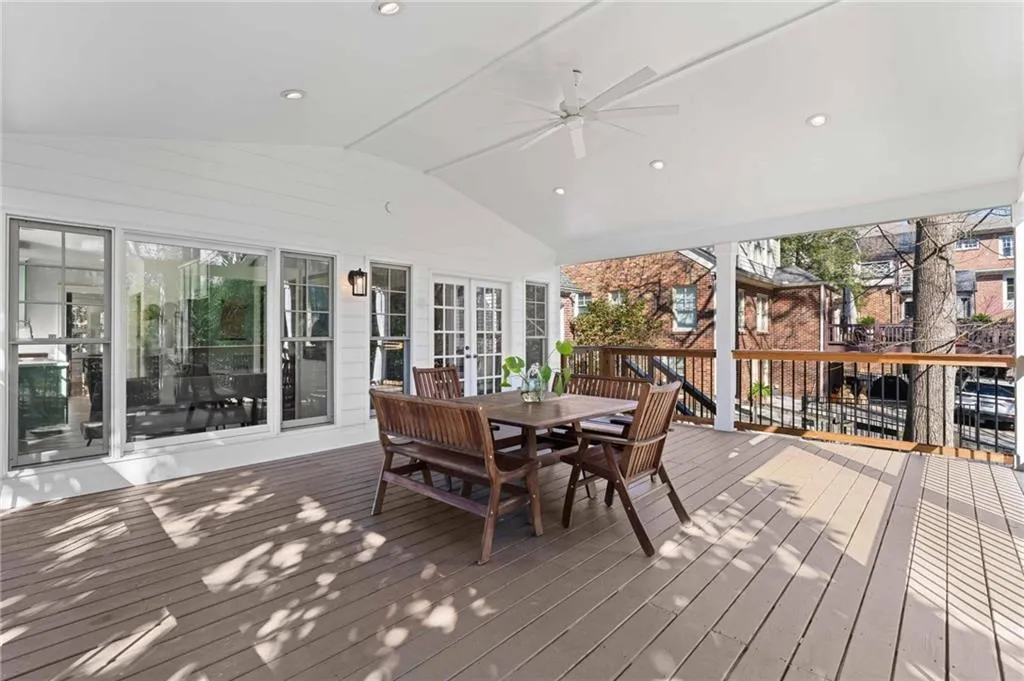 183 E Wesley Road Ne, Atlanta, Georgia 30305, 3 Bedrooms Bedrooms, 0 ,3 BathroomsBathrooms,Residential,For Sale,183 E Wesley Road Ne,7730943