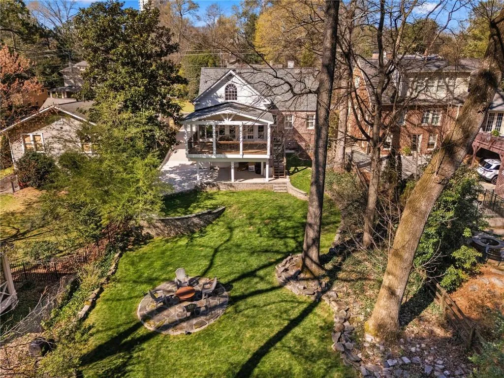 183 E Wesley Road Ne, Atlanta, Georgia 30305, 3 Bedrooms Bedrooms, 0 ,3 BathroomsBathrooms,Residential,For Sale,183 E Wesley Road Ne,7730943